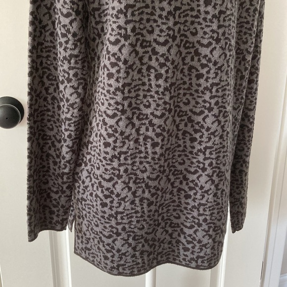 Calvin Klein small turtleneck sweater animal print black gray - Picture 8 of 12